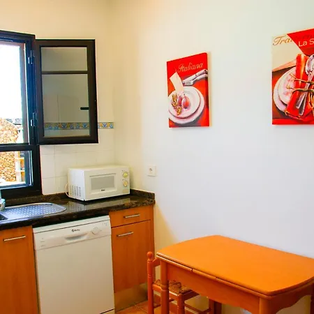 Calamares With Heated Pool And Air Conditioning Villa