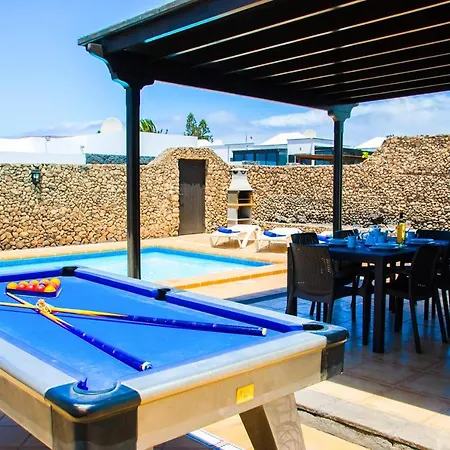 Calamares With Heated Pool And Air Conditioning 别墅 *